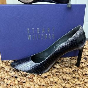 Weitzman "Alligator" leather heel